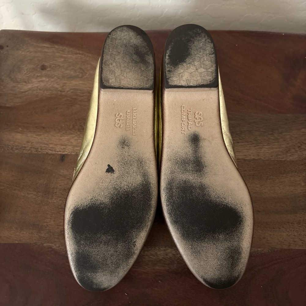 SAS Classic Gold Color Leather Slip On Loafers Comfort Shoes Tripad 9.5 S USA - Picture 7 of 8